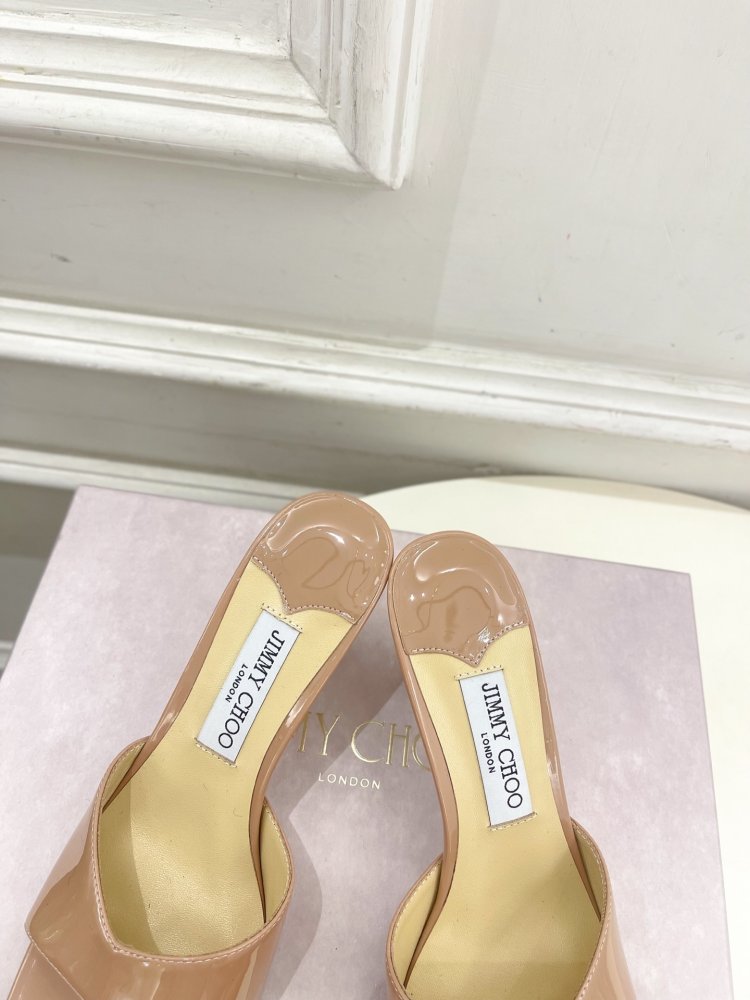 Босоножки фото 7