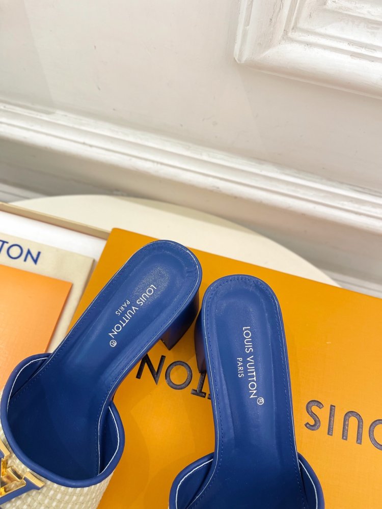 Босоніжки фото 7