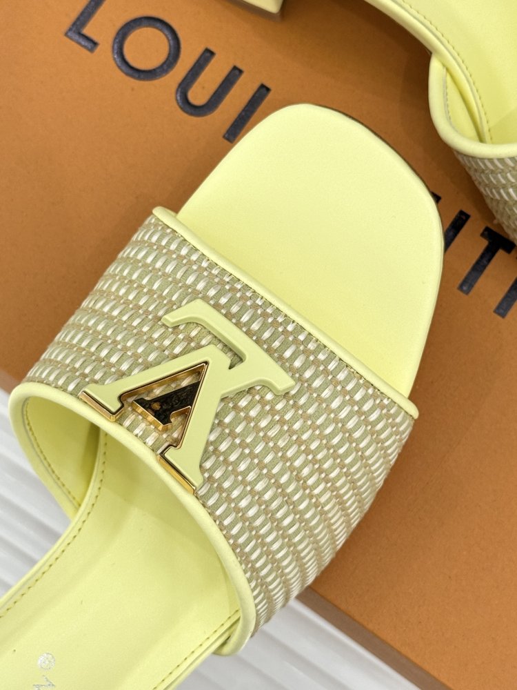 Босоніжки фото 7