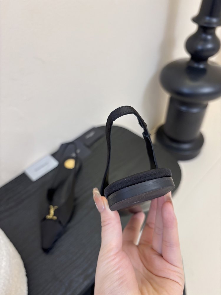 Босоніжки фото 7