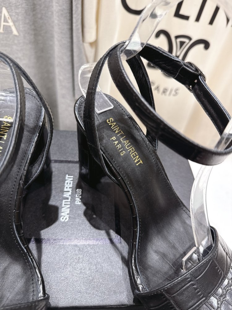 Босоніжки фото 7