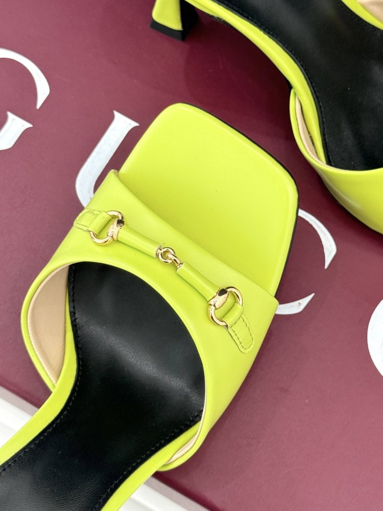 Босоножки фото 7