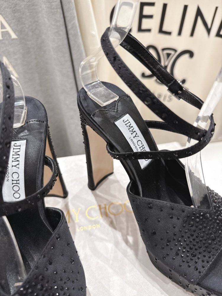 Босоножки фото 7