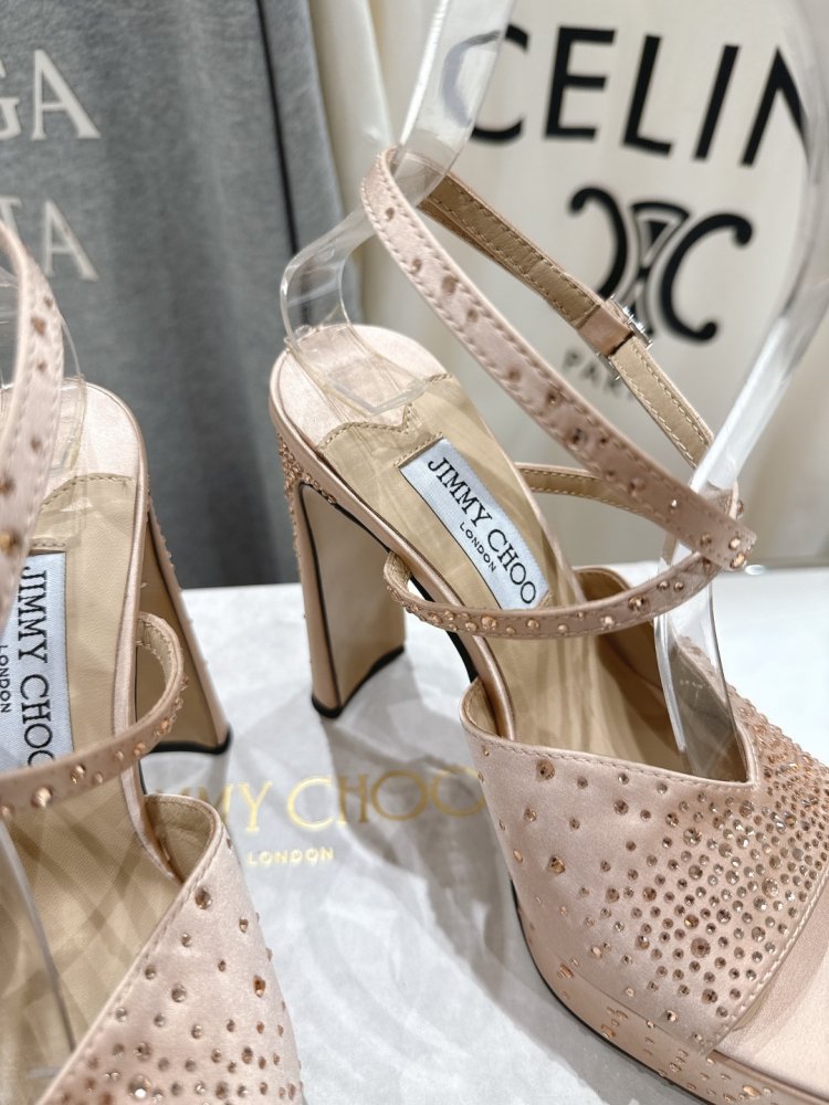 Босоножки фото 7