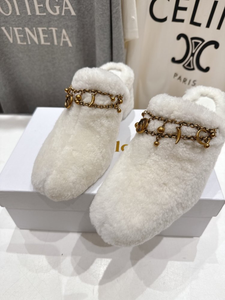 Босоножки фото 7