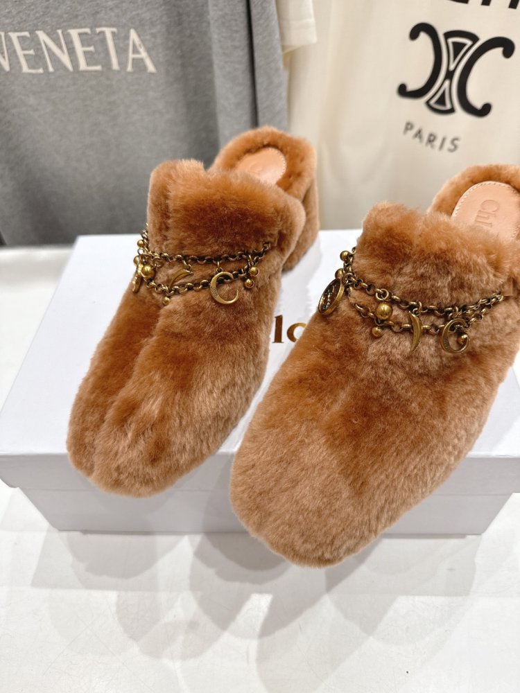 Босоножки фото 7