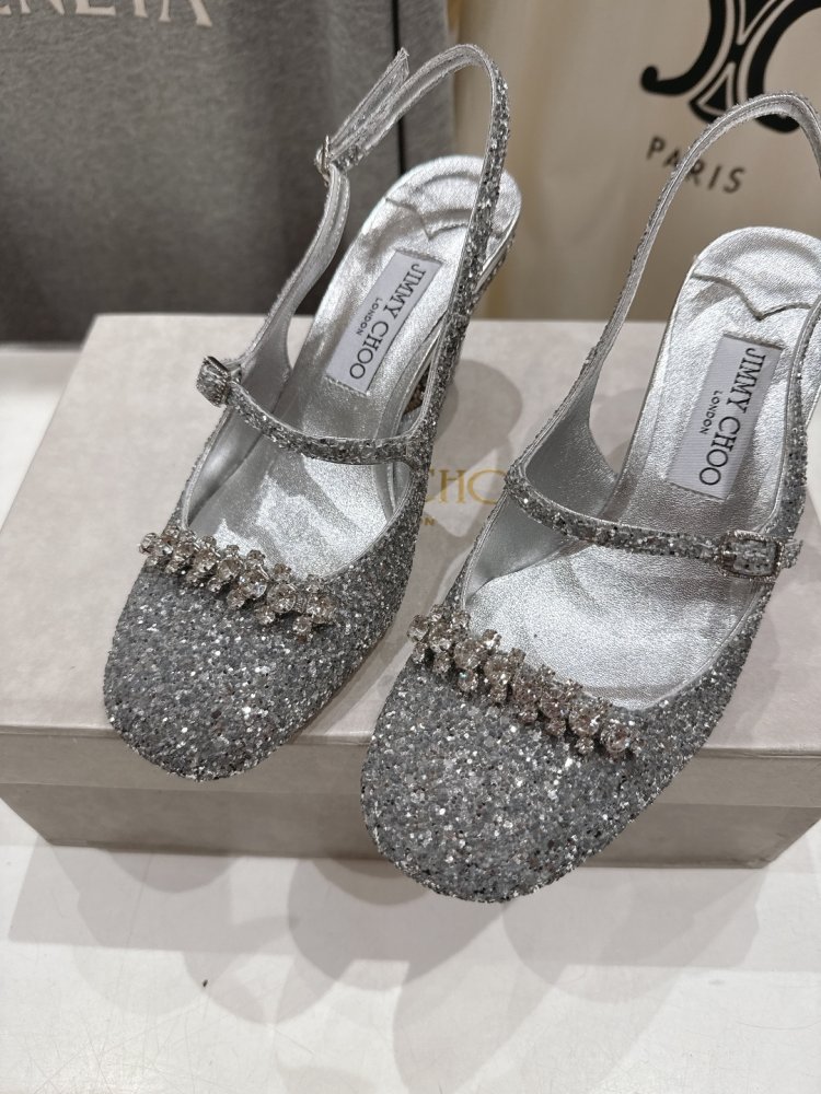 Босоножки фото 7