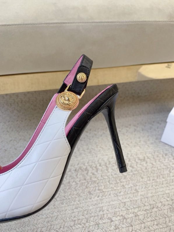 Босоножки фото 7