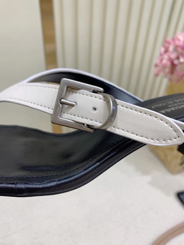 Босоножки фото 7