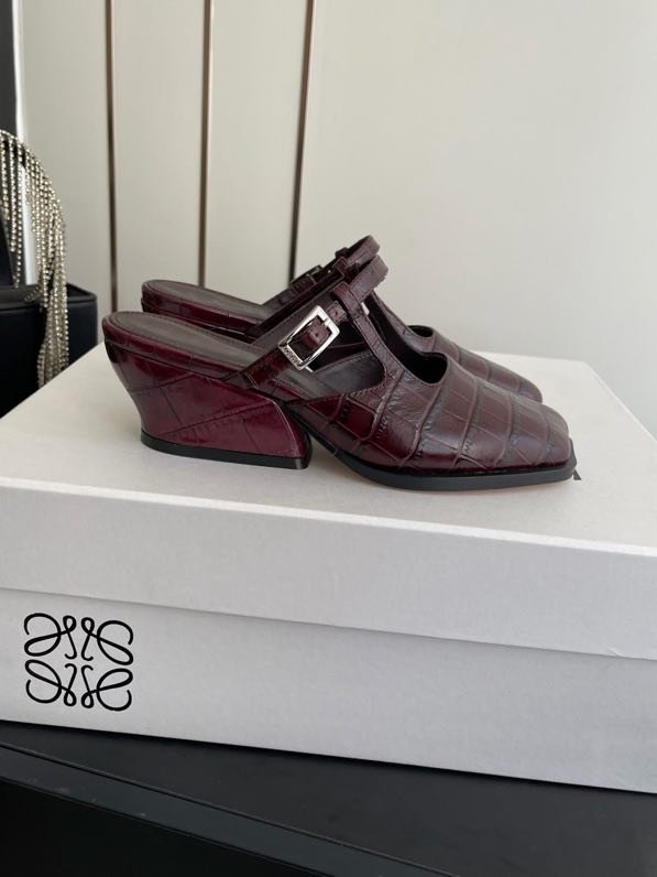 Босоножки фото 7