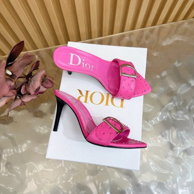 Босоножки фото 7