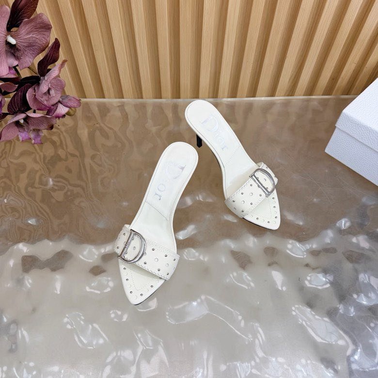 Босоножки фото 7