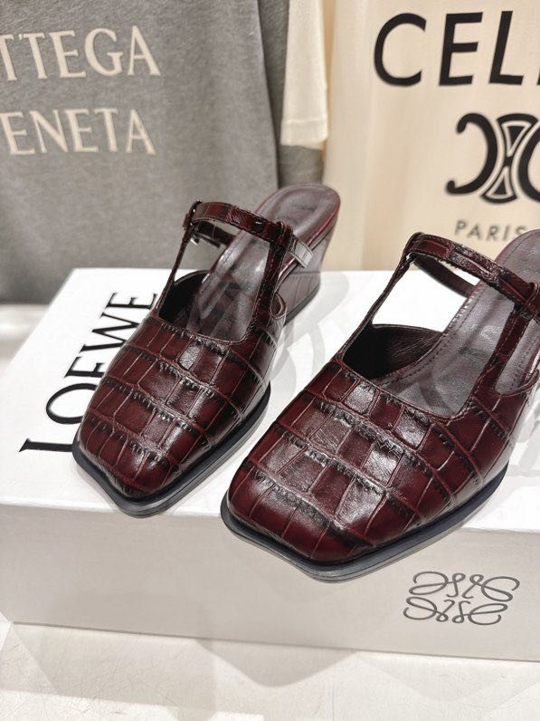 Босоножки фото 7