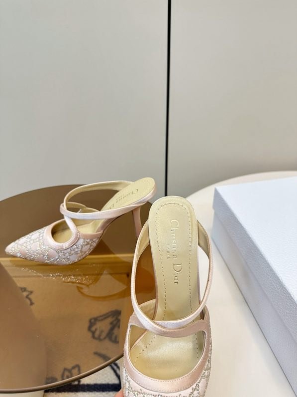 Босоніжки фото 7