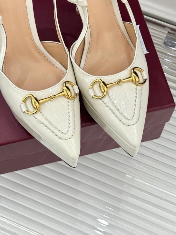 Босоніжки фото 7