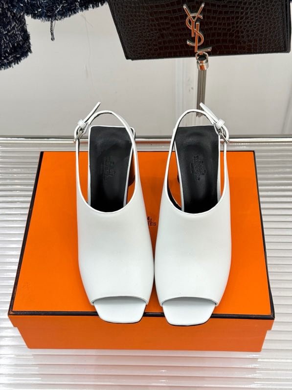 Босоніжки фото 7