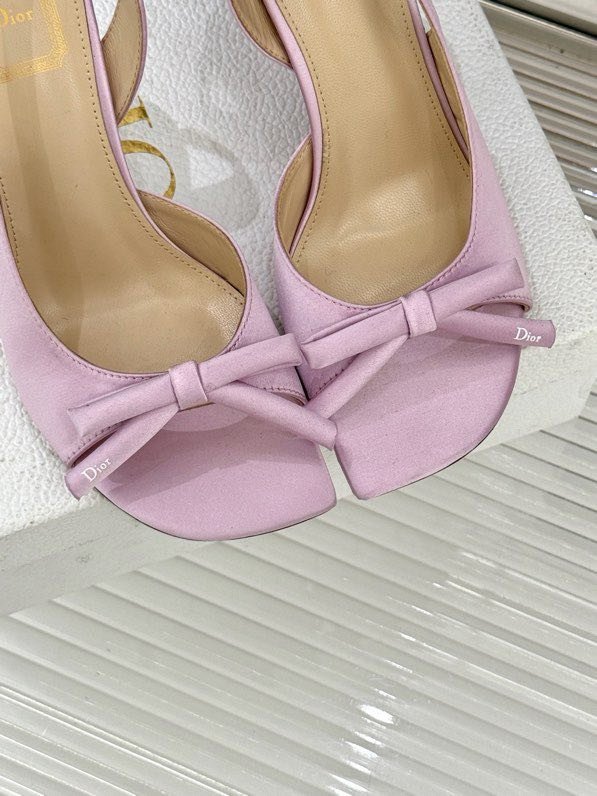 Босоножки фото 7