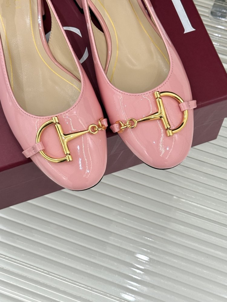 Босоножки фото 7