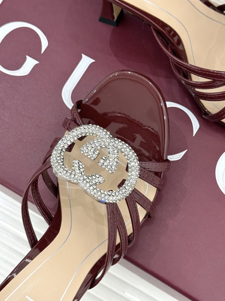 Босоножки фото 7