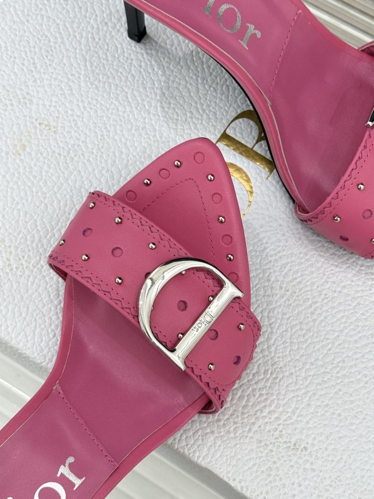 Босоножки фото 7