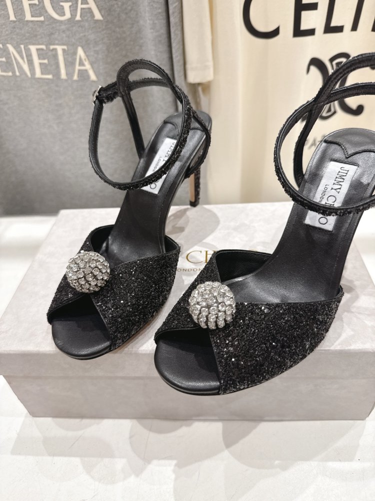 Босоножки фото 7