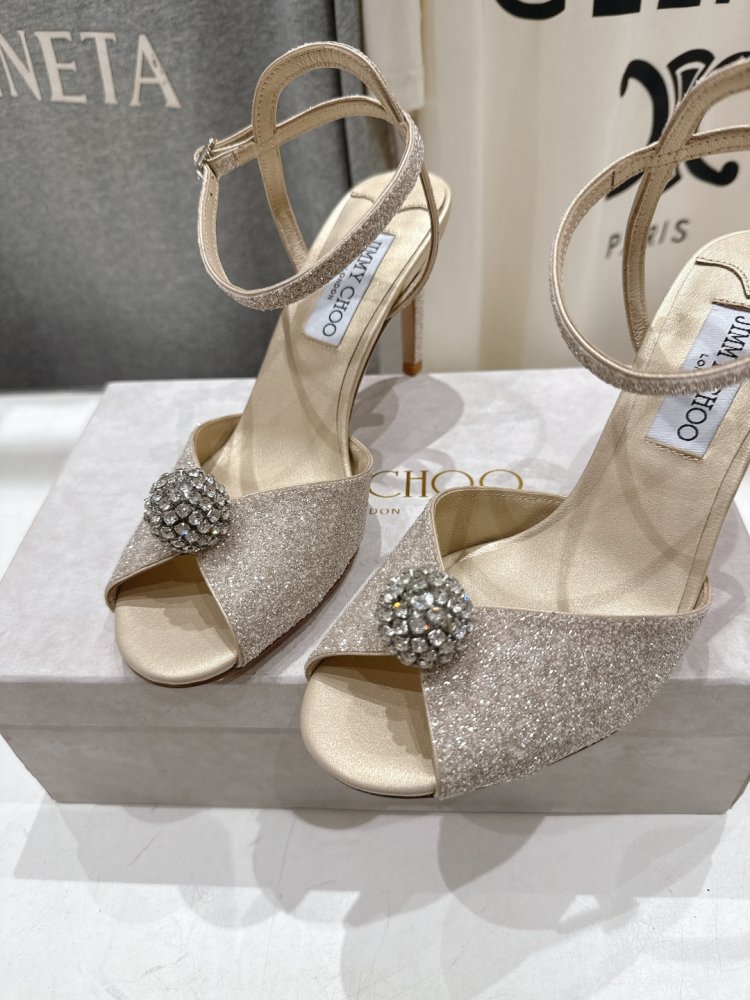 Босоножки фото 7