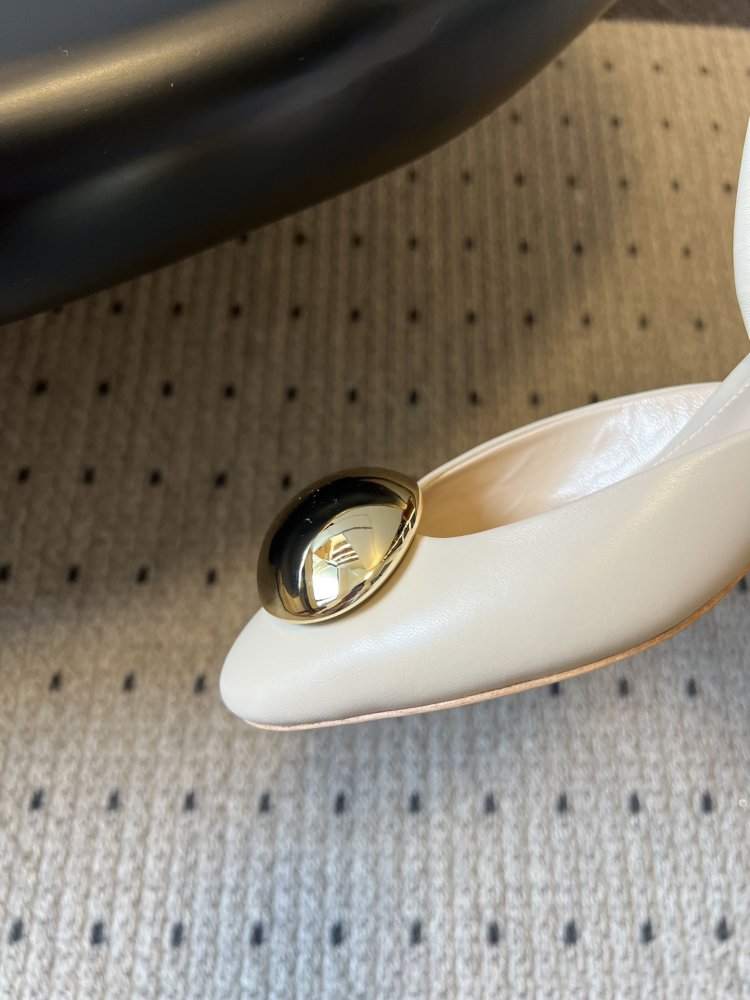 Босоножки фото 7