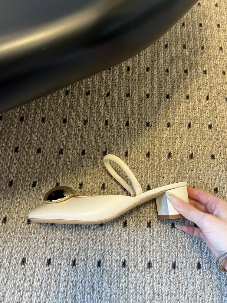 Босоножки фото 7