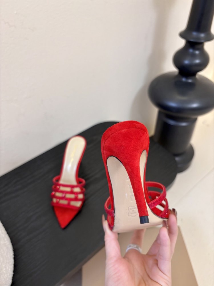 Босоножки фото 7