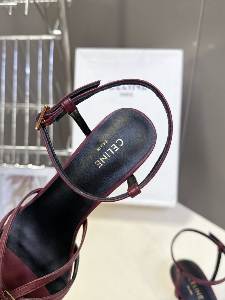 Босоножки фото 7