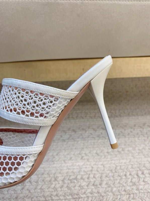 Босоножки фото 7