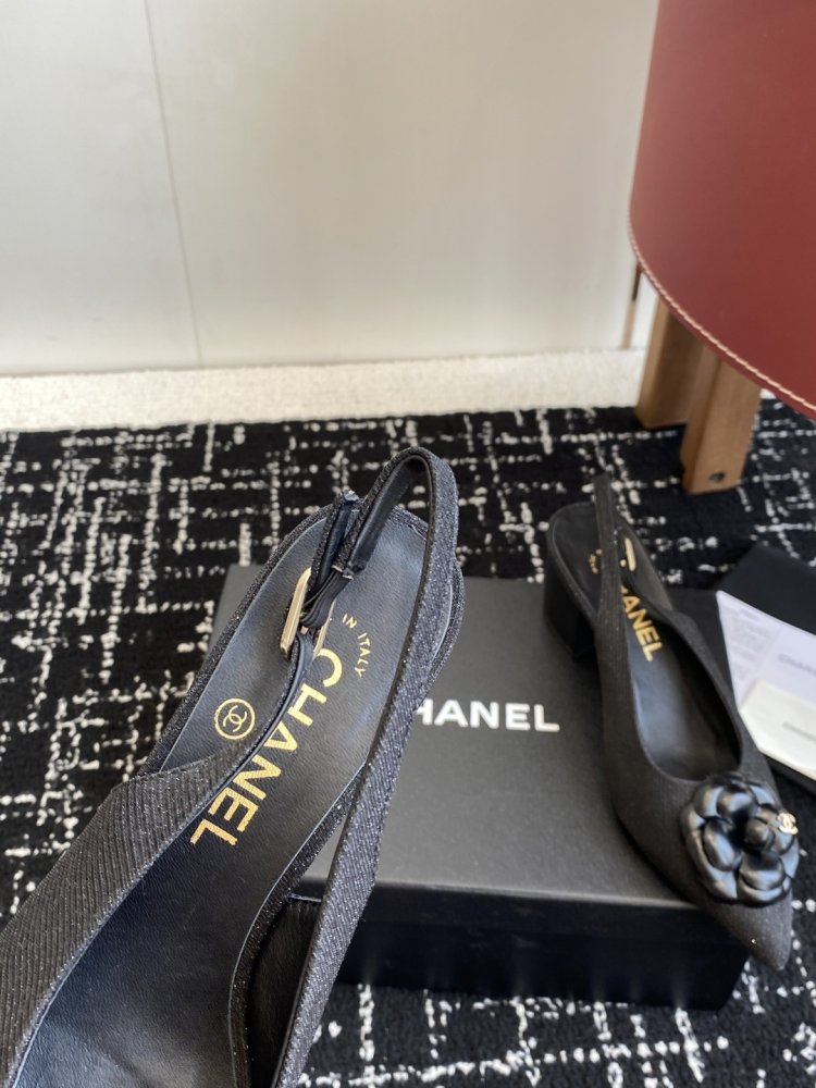 Босоножки фото 8