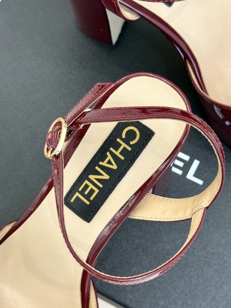 Босоніжки фото 8