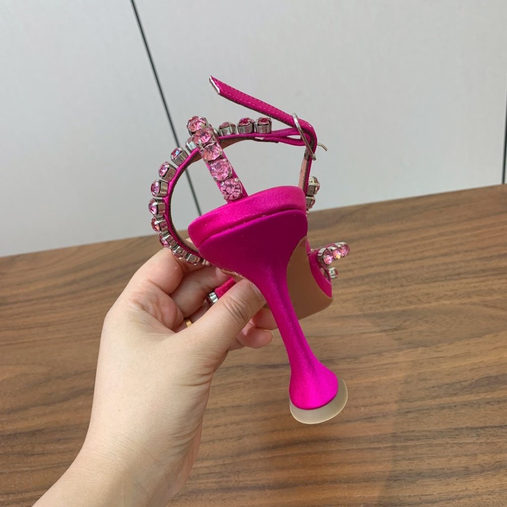 Босоножки фото 8