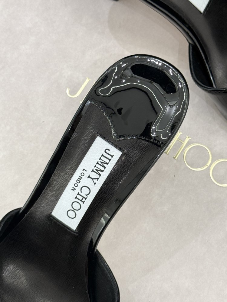 Босоножки фото 8