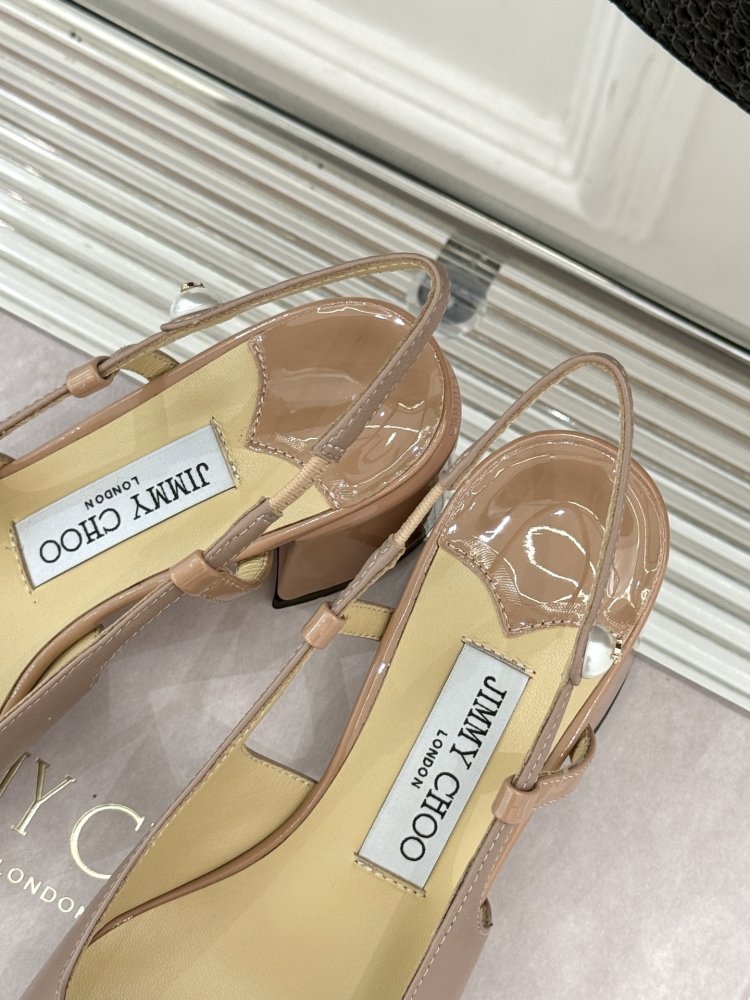 Босоножки фото 8