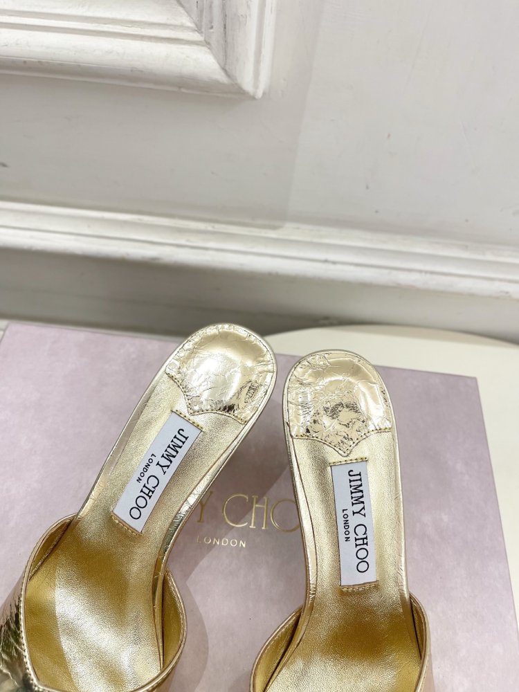 Босоножки фото 8