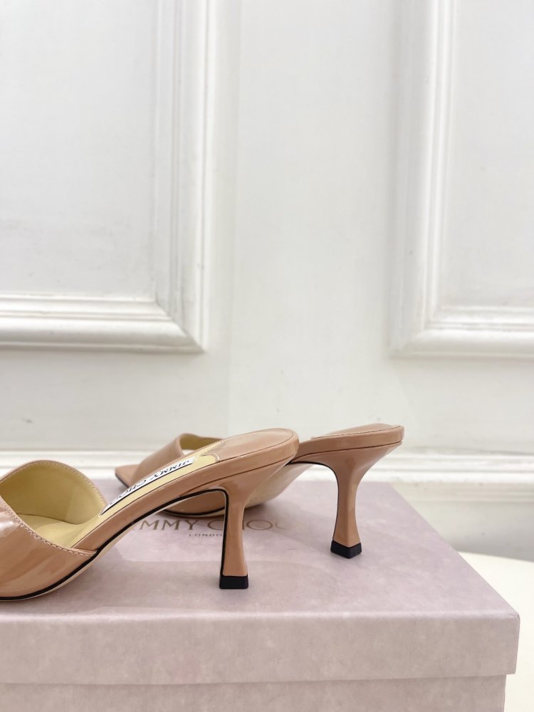 Босоножки фото 8