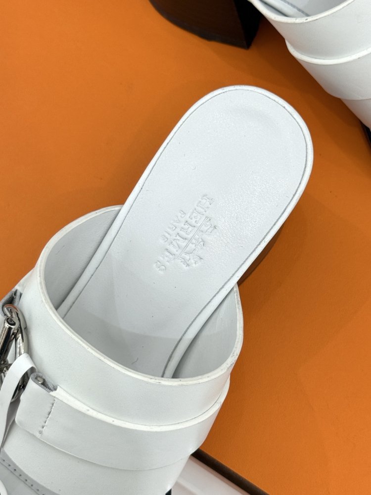 Босоніжки фото 8