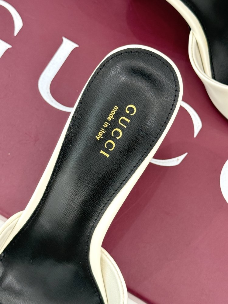 Босоножки фото 8