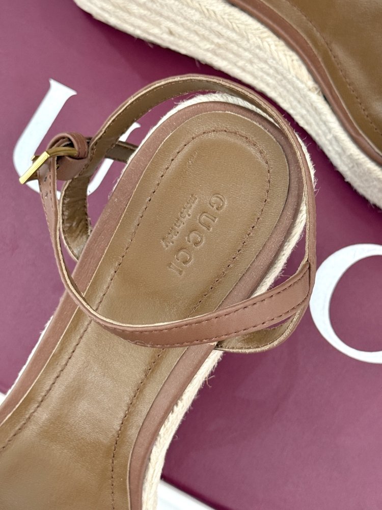 Босоножки фото 8