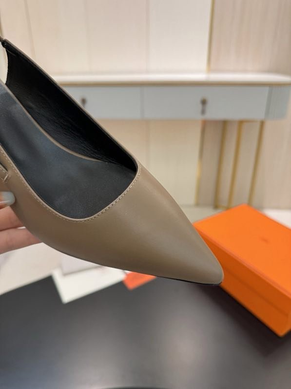 Босоножки фото 8