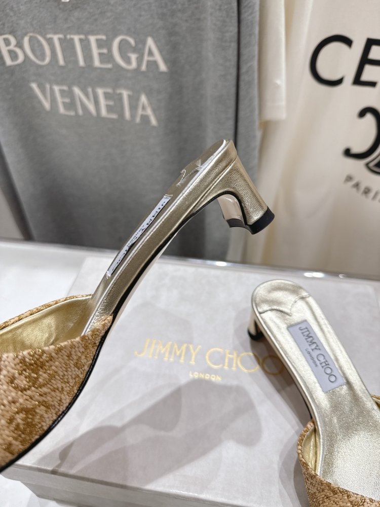 Босоножки фото 8