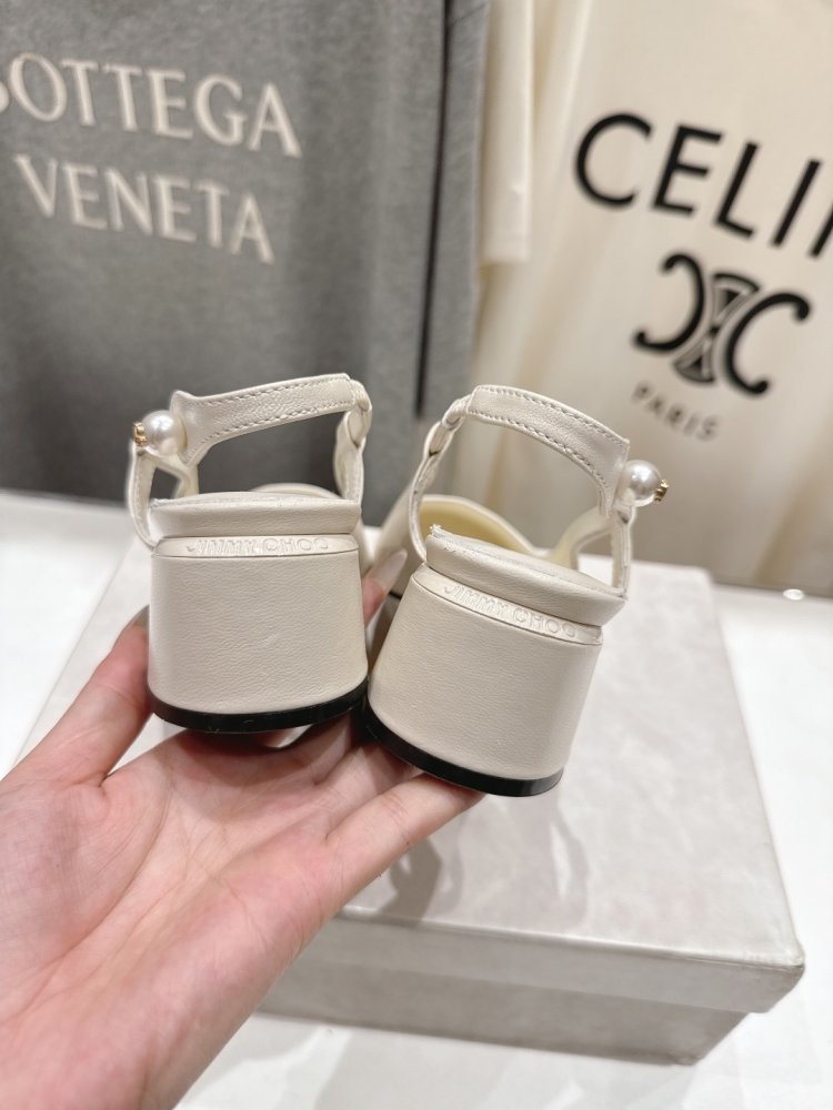 Босоножки фото 8