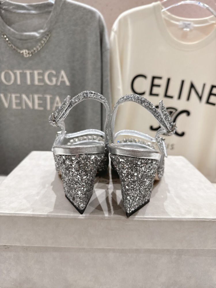 Босоножки фото 8