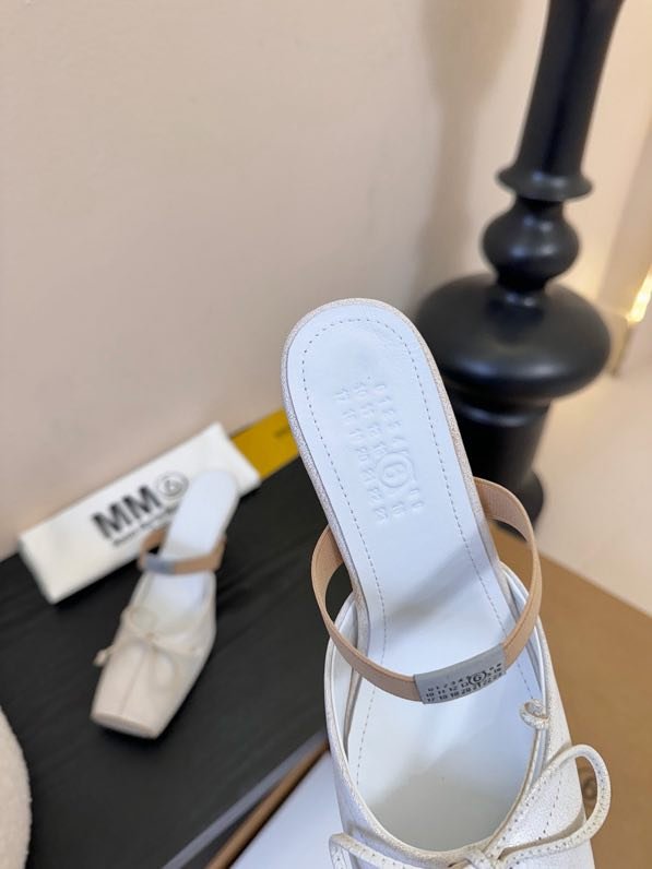 Босоножки фото 8