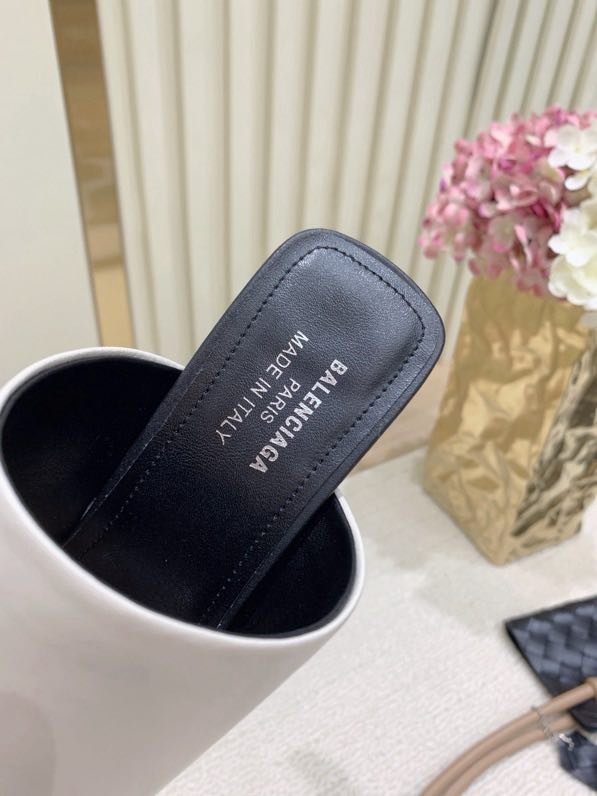 Босоніжки фото 8