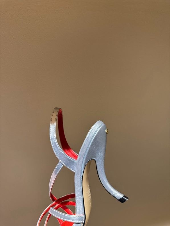 Босоножки фото 8