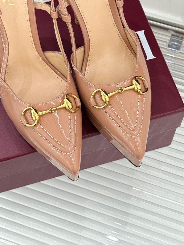 Босоніжки фото 8