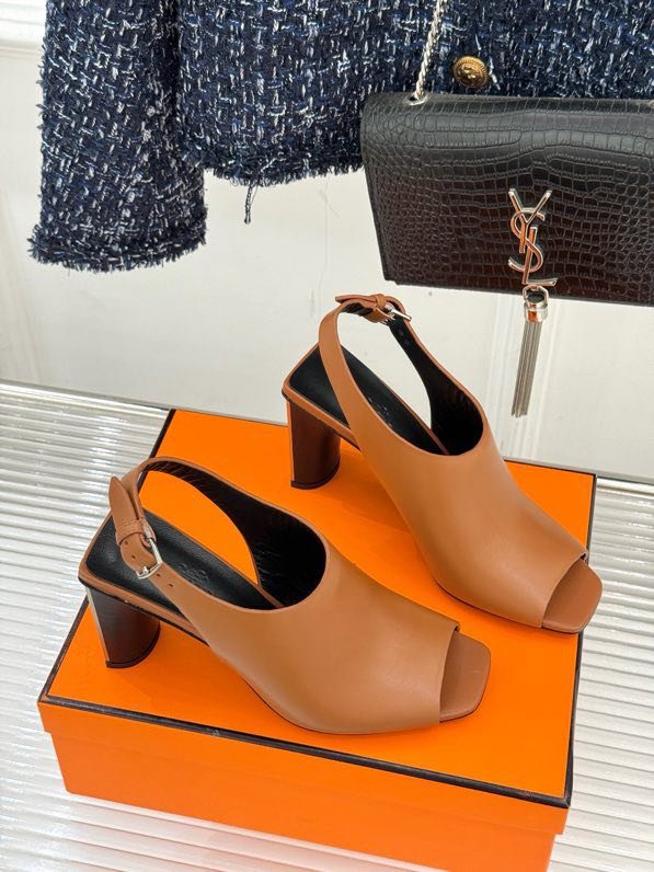 Босоніжки фото 8